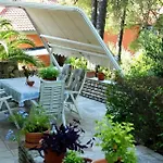 Alek 3* Vrboska