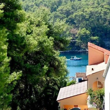 Alek Vendégház 3*