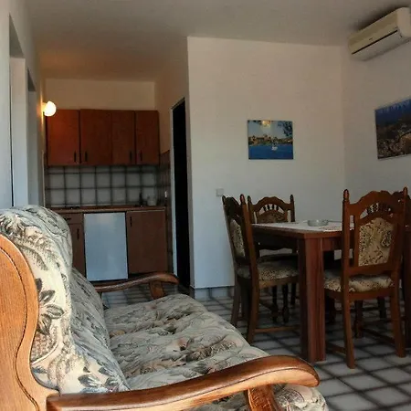 Alek Vendégház 3*
