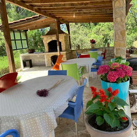 Alek Πανσιόν 3*