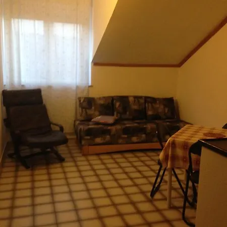 Alek Casa de hóspedes