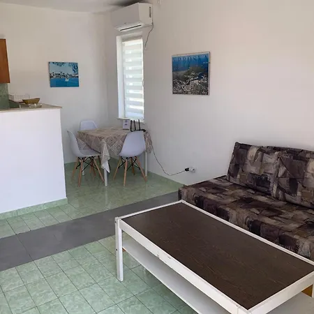 Alek 3* Vrboska